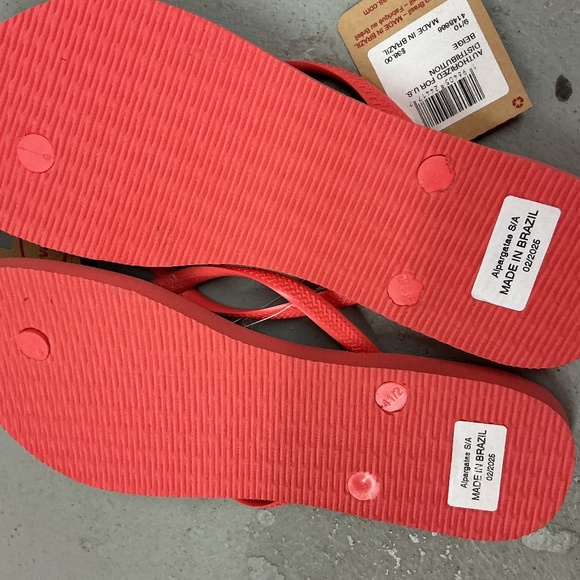 NWT Havaianas Slim Flip Flops Tropical Coral with Gold Metallic Logo on Strap - Picture 9 of 9